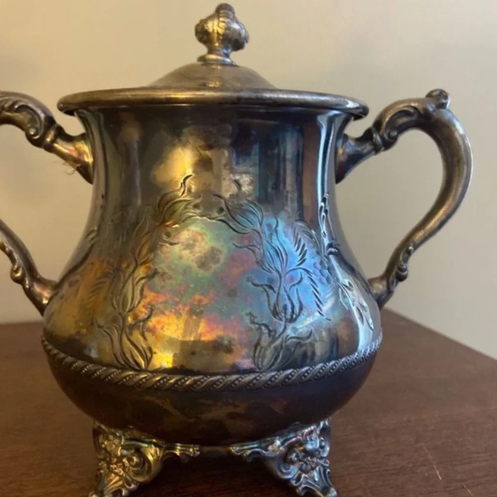 Pairpoint silver sugar bowl with cover
